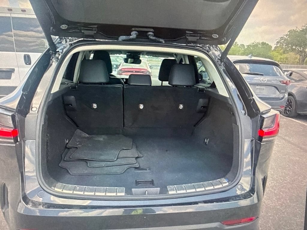 Used 2022 Lexus NX 250 FWD w/ Towing Package (2000 Lbs) image 5