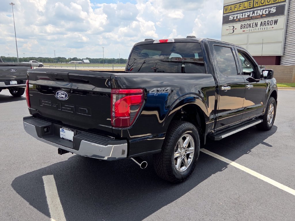 Used 2025 Ford F150 XLT w/ Equipment Group 301A Standard AWD/4WD image 17