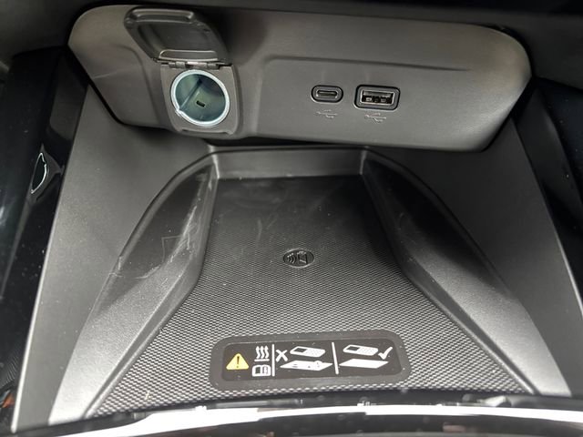 New 2026 Chevrolet Trax RS w/ Sunroof Package FWD image 22