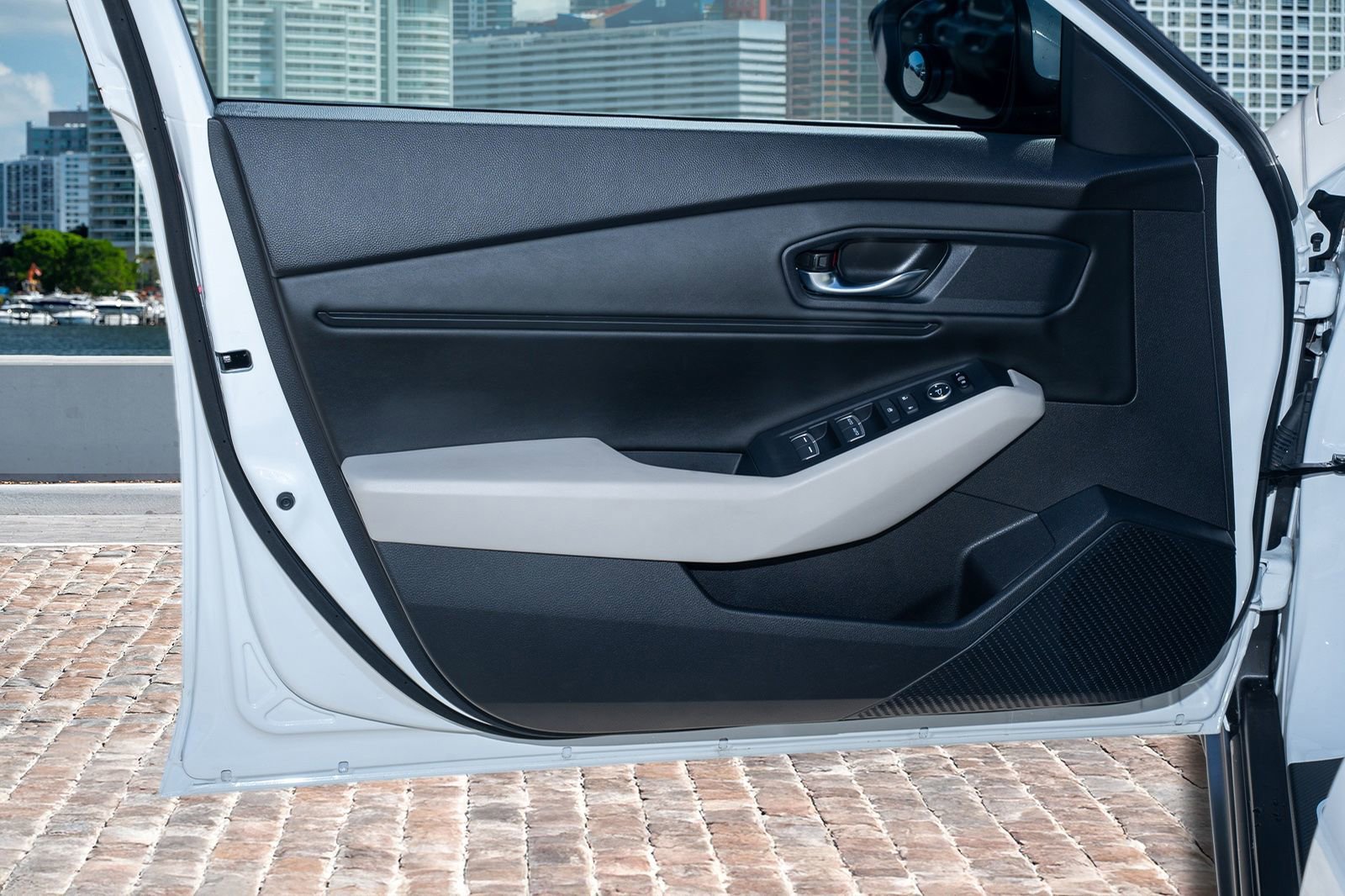 Certified 2023 Honda Accord EX image 11