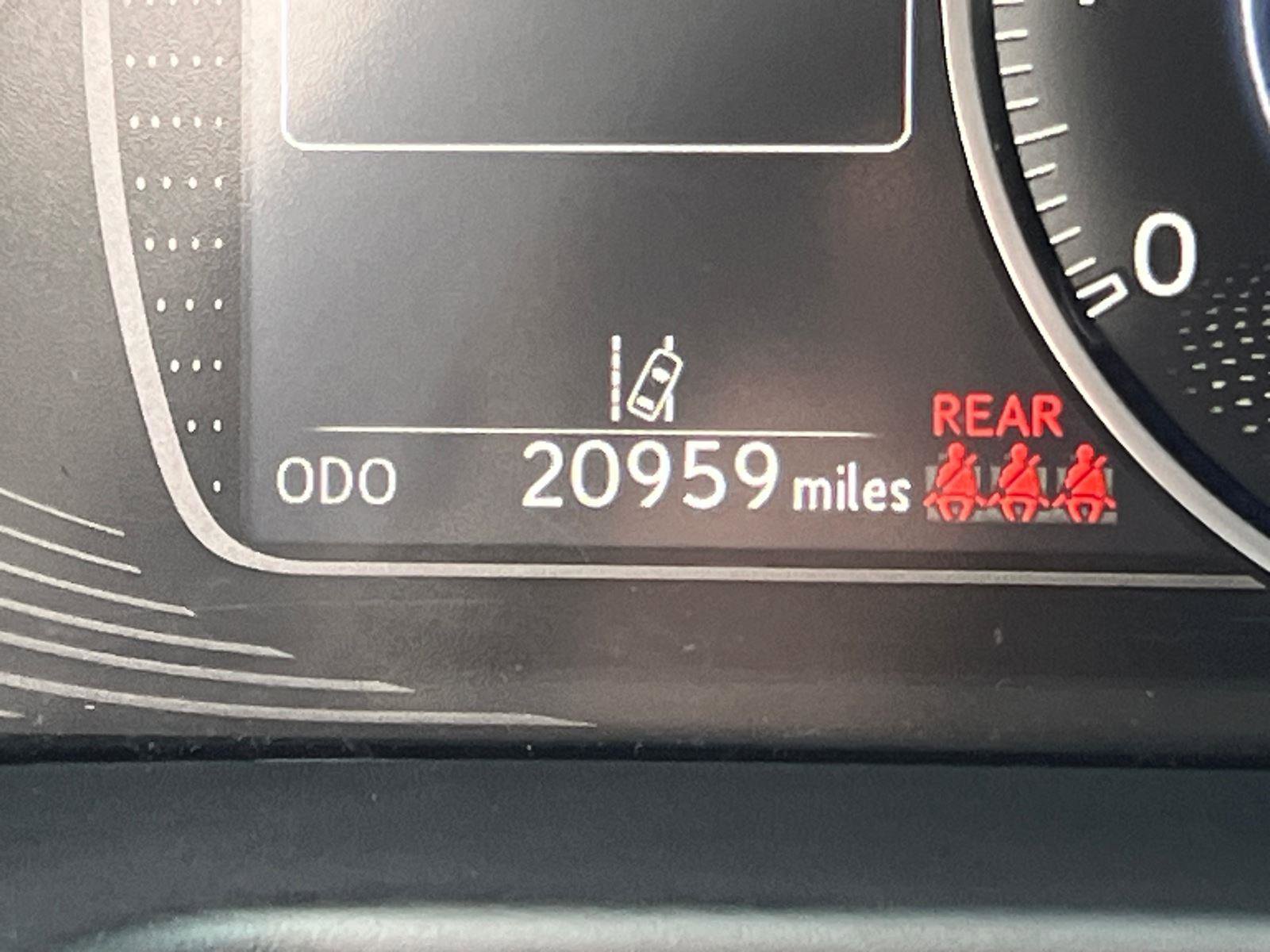 Used 2024 Lexus ES 350 w/ Technology Package image 28