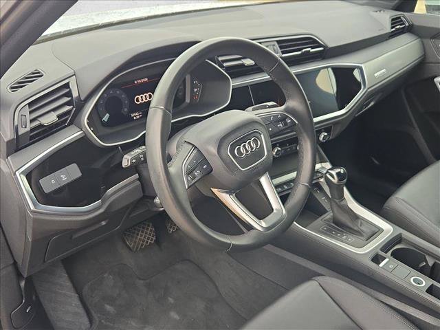Used 2025 Audi Q3 2.0T Premium AWD/4WD image 10