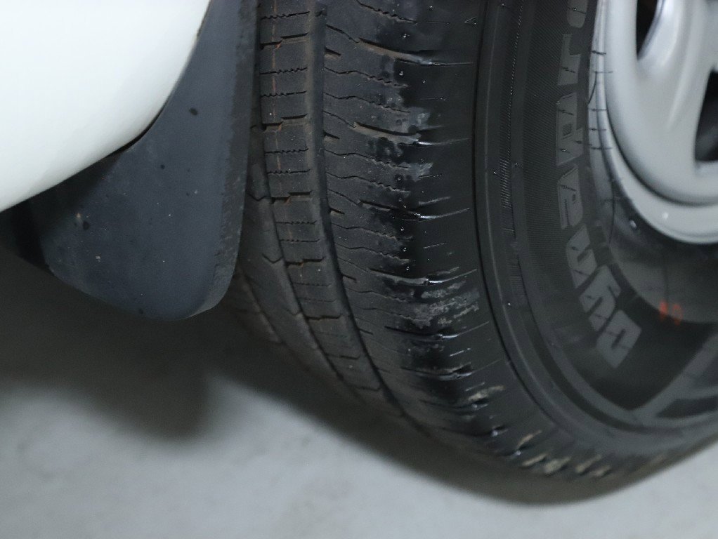 Used 2024 Nissan Frontier S w/ S Utility Package image 35