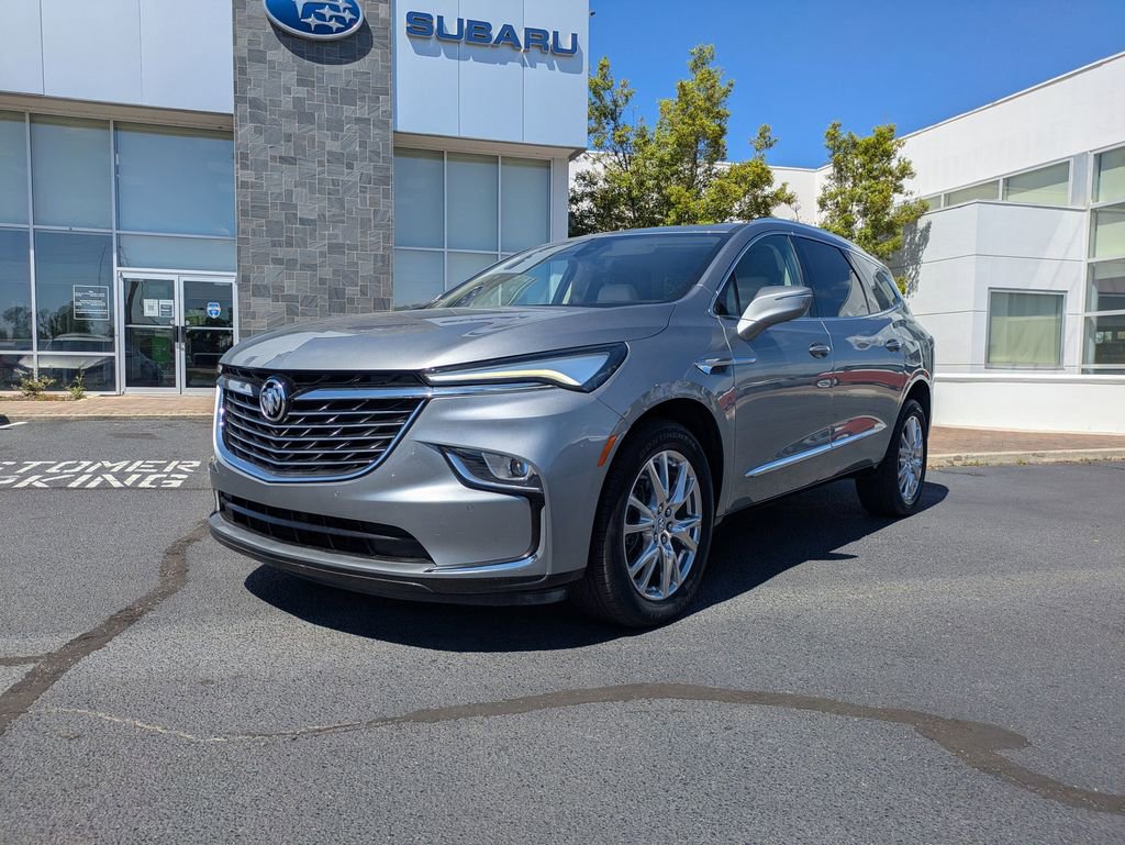 Used 2023 Buick Enclave Premium w/ Experience Buick Package image 9