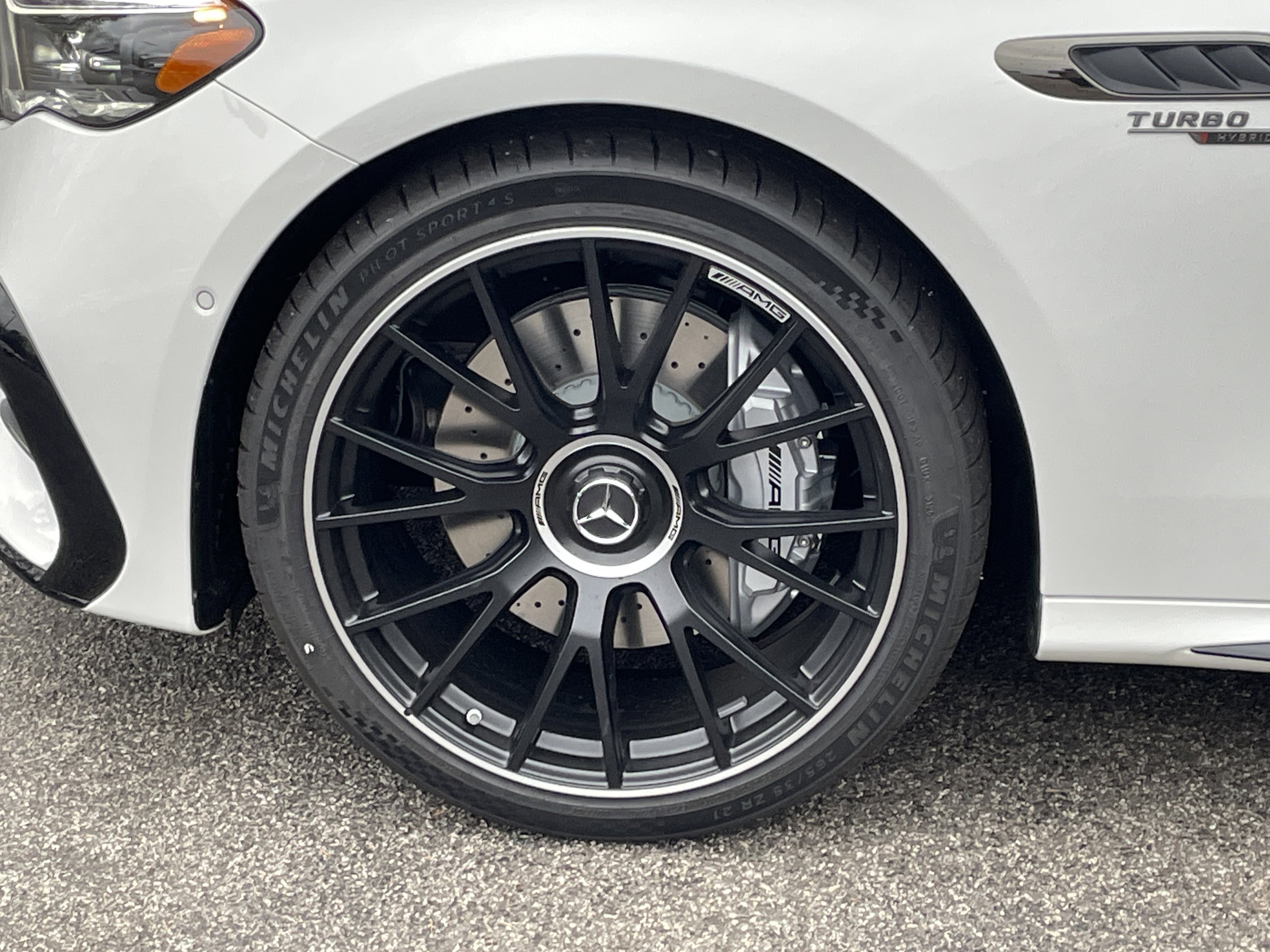 New 2026 Mercedes-Benz E 53 AMG e 4MATIC Sedan image 16