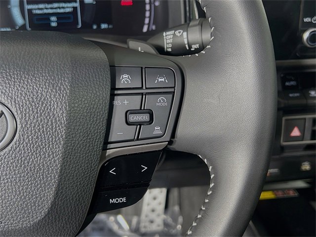 Used 2025 Toyota Camry LE image 17