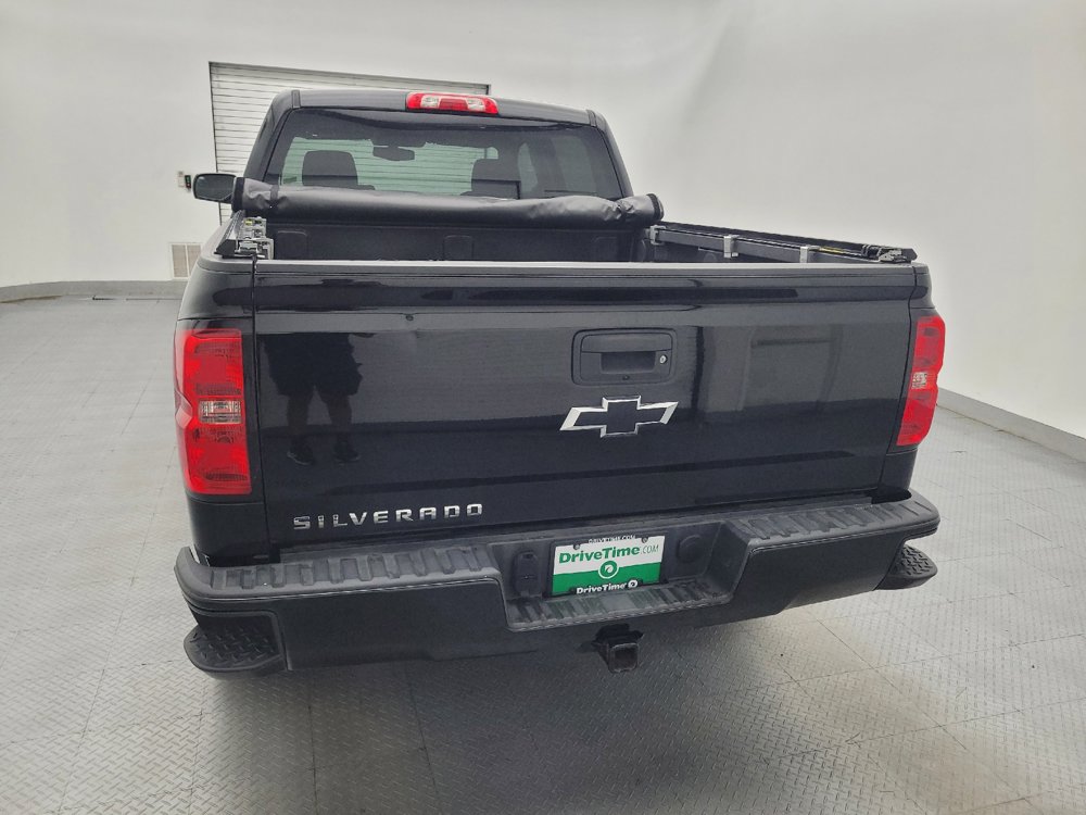 Used 2018 Chevrolet Silverado 1500 Custom w/ Custom Value Package RWD image 6