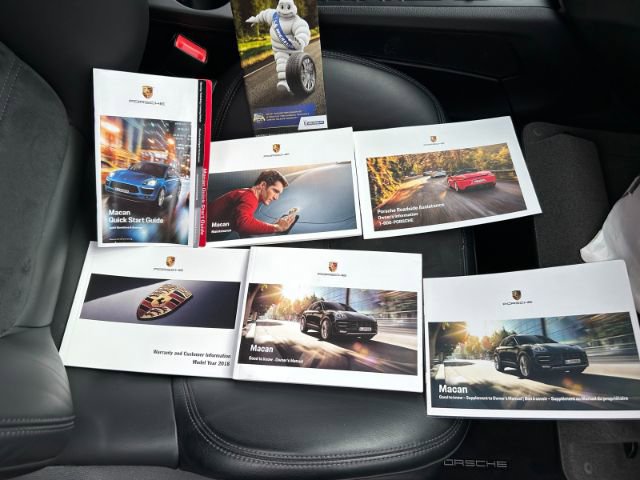 Used 2018 Porsche Macan GTS image 35