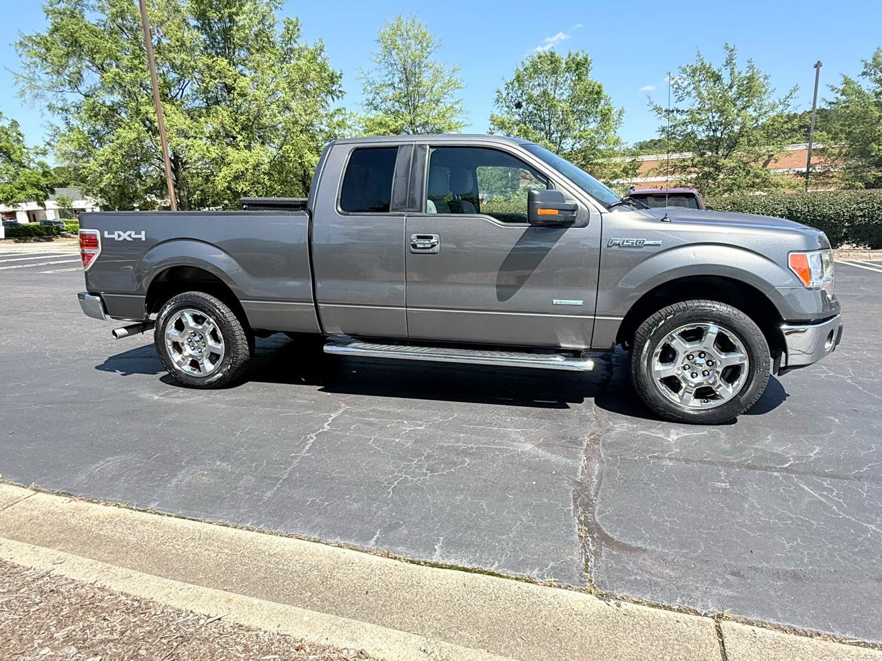 Used 2013 Ford F150 XLT w/ Luxury Equipment Group AWD/4WD image 8