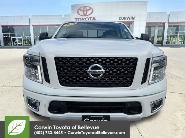 Used 2018 Nissan Titan PRO-4X w/ Pro-4x Convenience Package AWD/4WD image 8