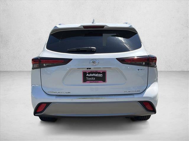 New 2026 Toyota Highlander Platinum AWD/4WD image 6