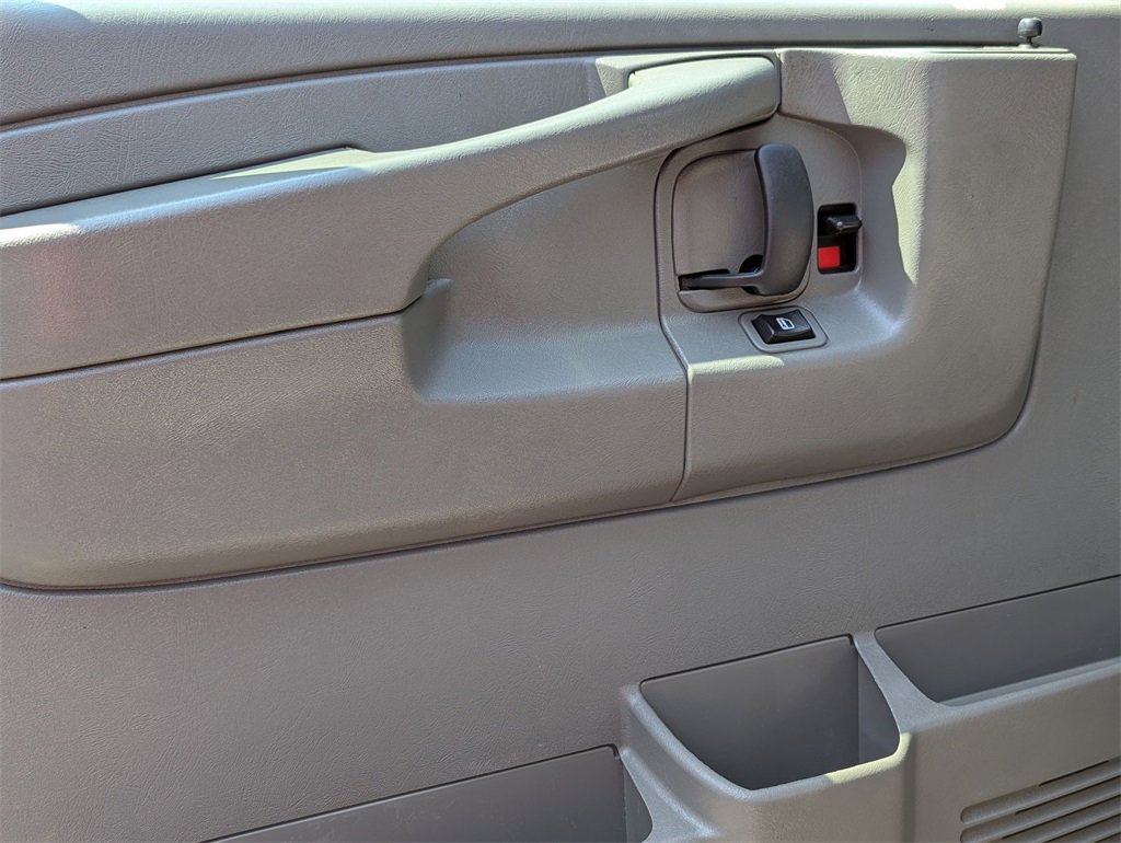 Used 2013 Chevrolet Express 3500 LS w/ Power Package image 12