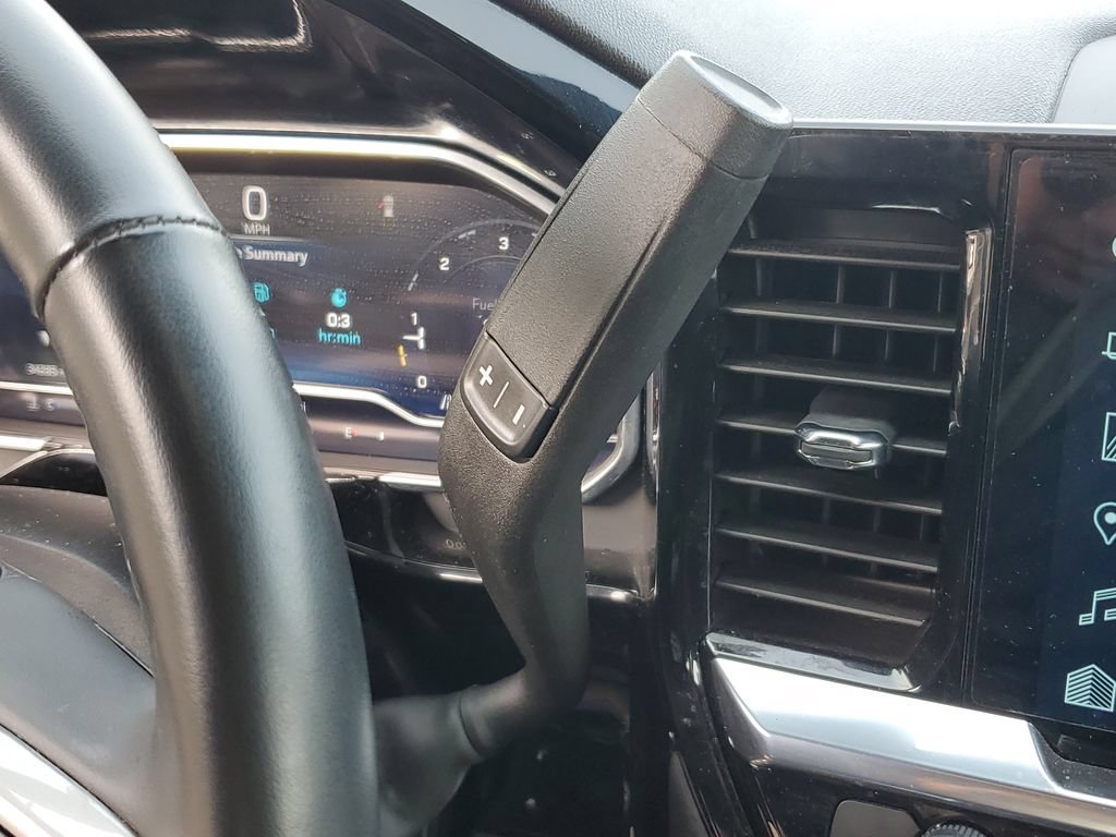 Used 2024 Chevrolet Silverado 1500 LT AWD/4WD image 22