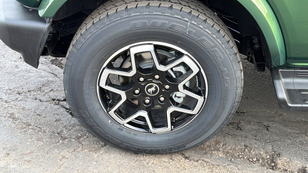 New 2025 Ford Bronco Outer Banks image 9