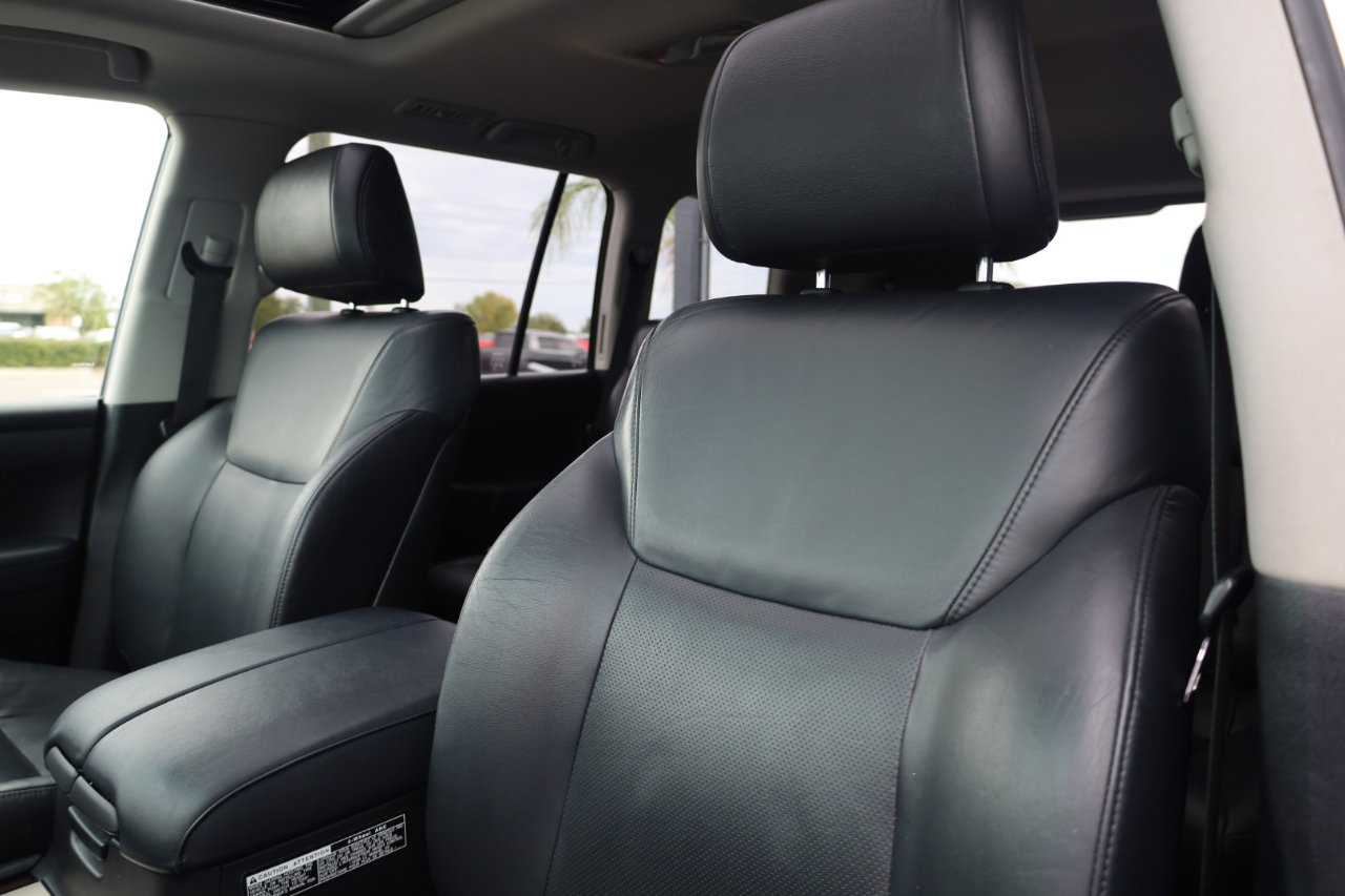 Used 2013 Lexus LX 570 4WD image 6