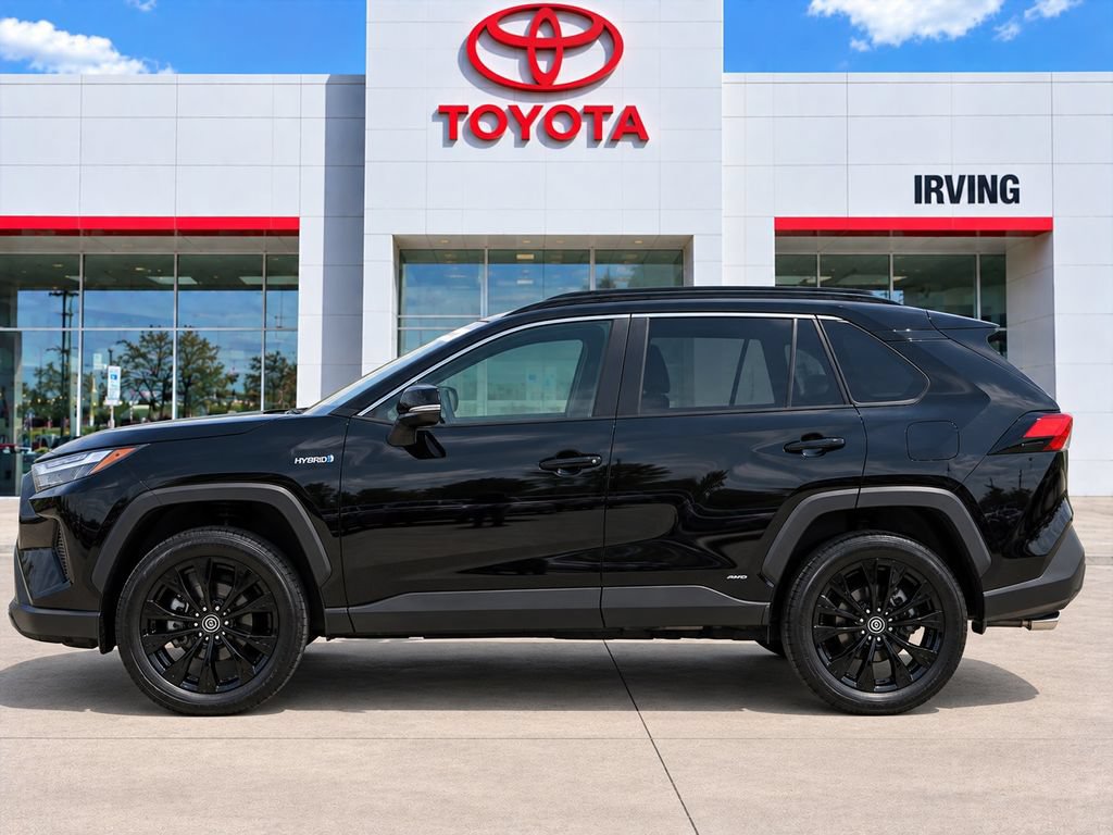 Used 2024 Toyota RAV4 XSE AWD/4WD image 12