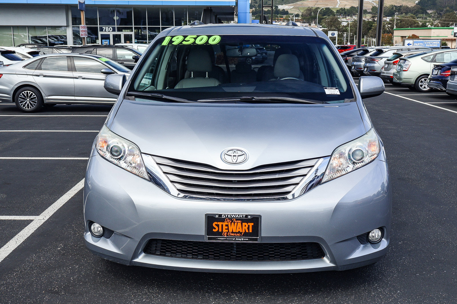 Used 2015 Toyota Sienna XLE Premium FWD image 21