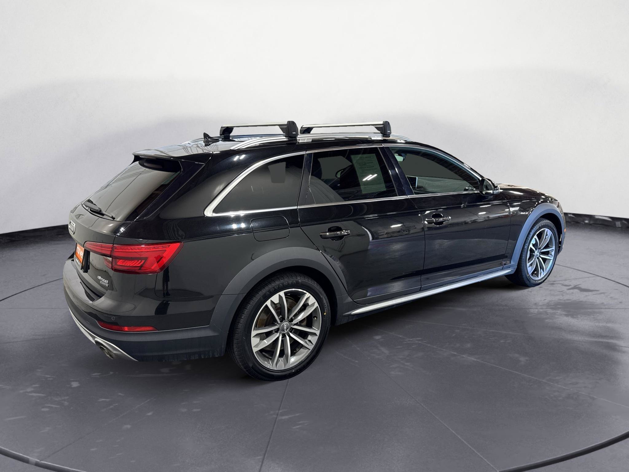 Used 2017 Audi A4 2.0T allroad Premium Plus w/ Technology Package AWD/4WD image 8