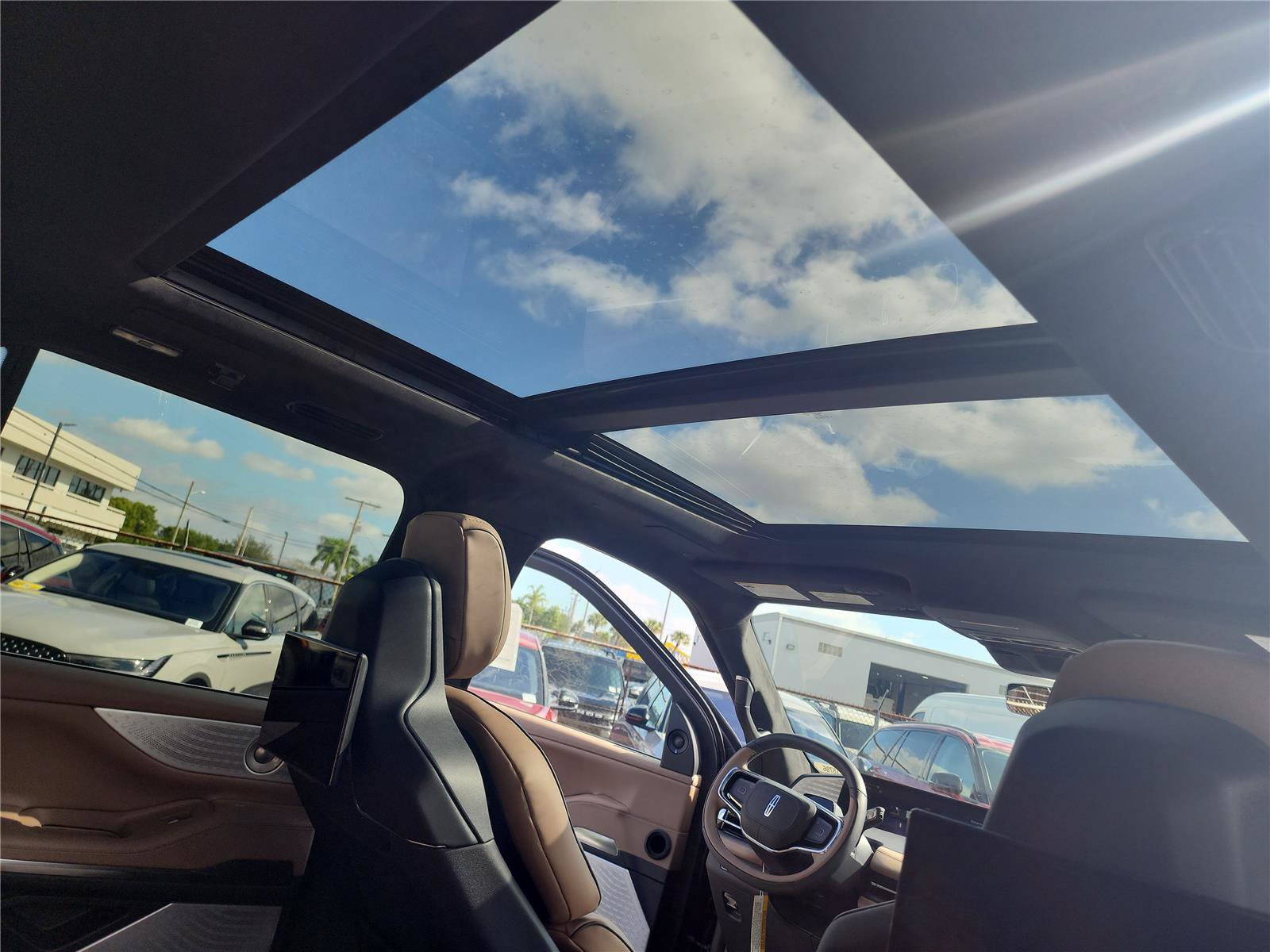 New 2025 Lincoln Navigator L Black Label AWD/4WD image 29