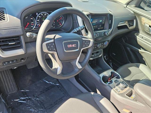 Used 2024 GMC Terrain Denali w/ Black Diamond Edition AWD/4WD image 10