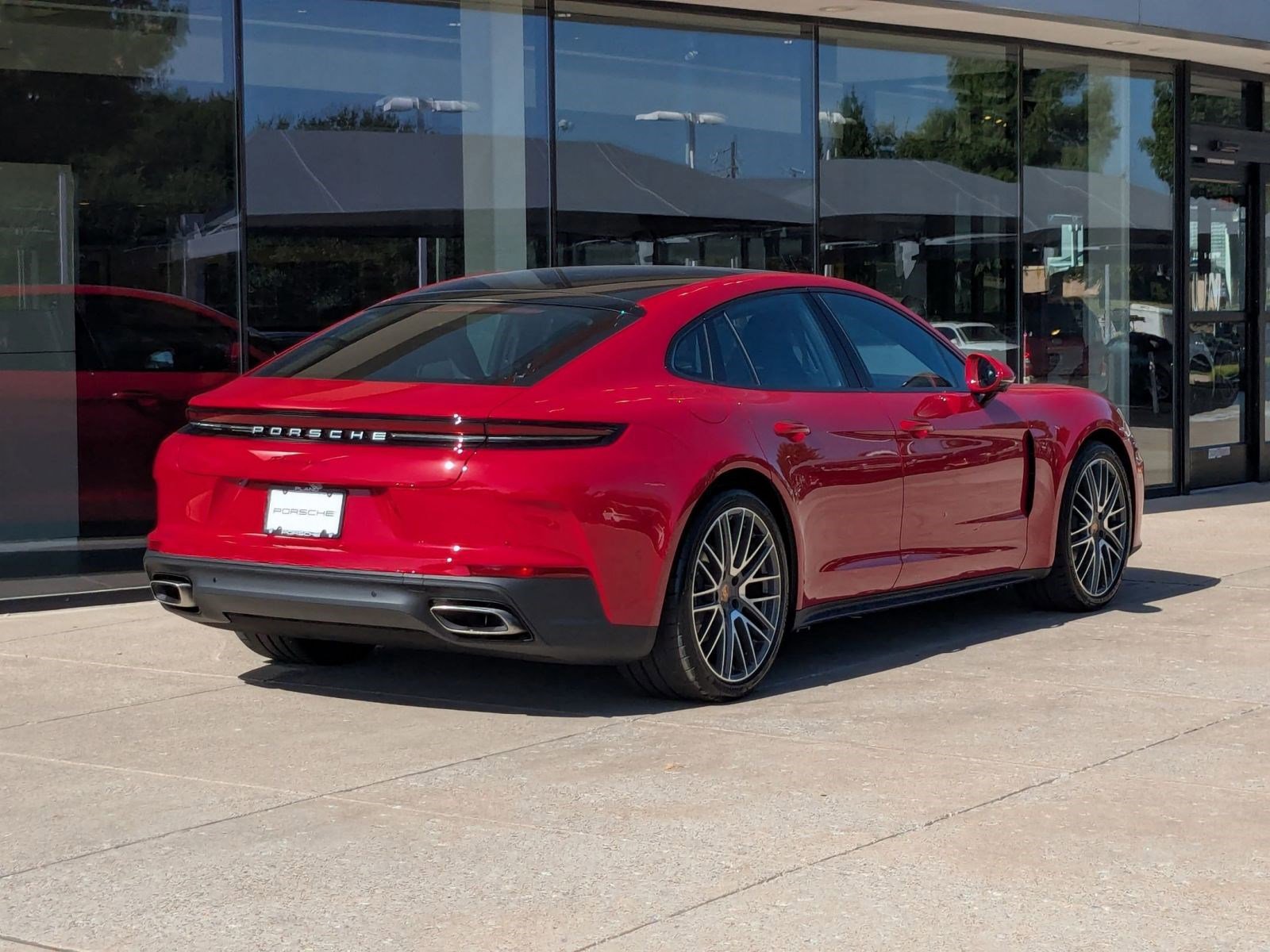 New 2025 Porsche Panamera image 9