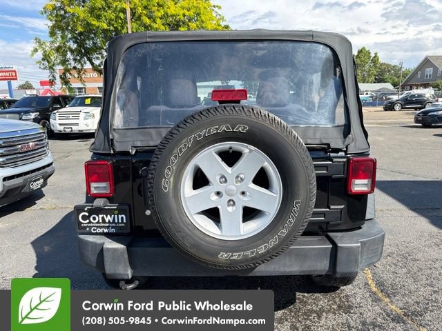 Used 2018 Jeep Wrangler Sport AWD/4WD image 6