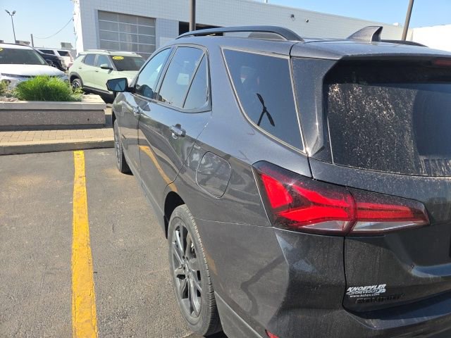 Used 2023 Chevrolet Equinox RS w/ LPO, Floor Liner Package AWD/4WD image 7
