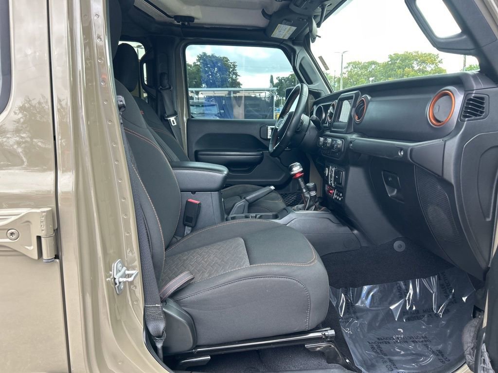 Used 2020 Jeep Gladiator Mojave w/ Trailer Tow Package image 25