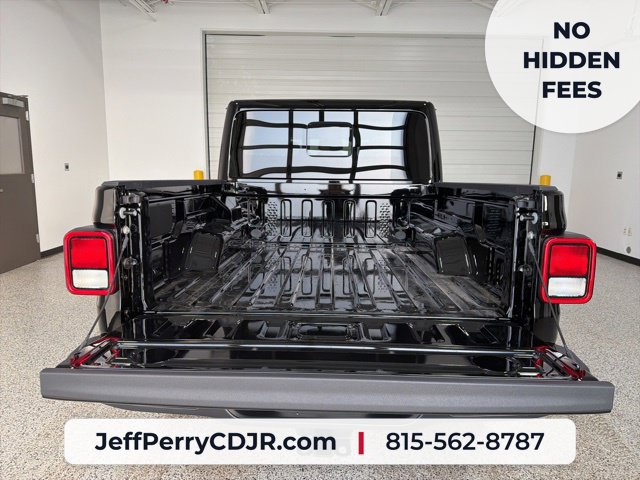 New 2026 Jeep Gladiator Sport AWD/4WD image 25