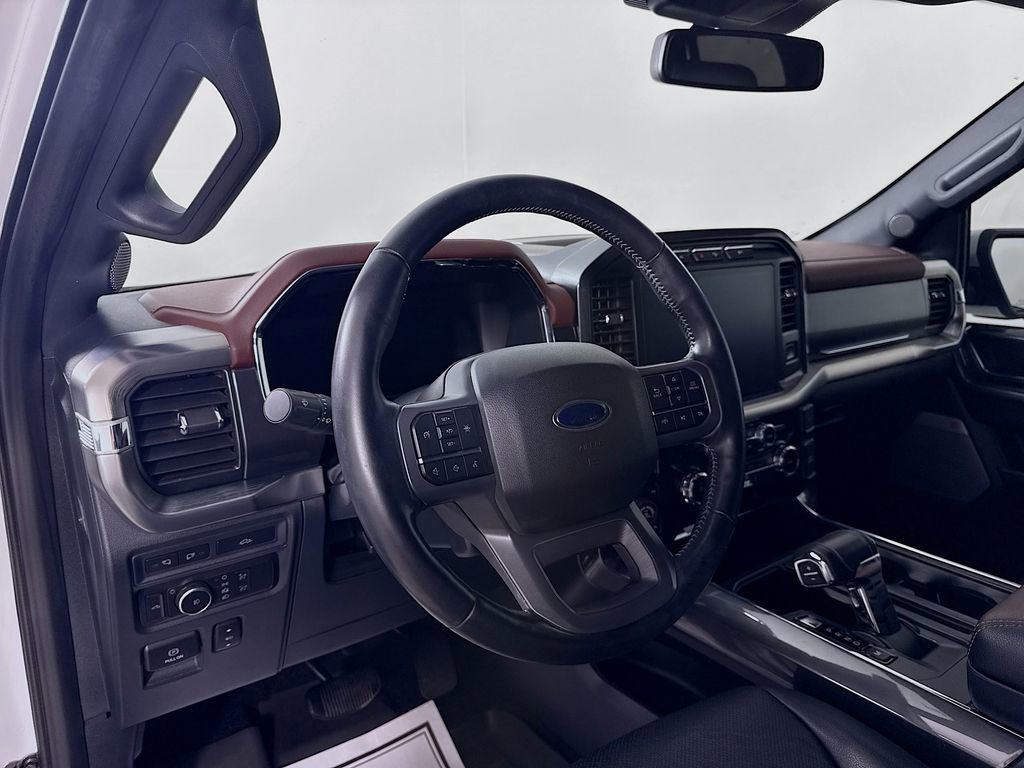 Used 2022 Ford F150 Lariat image 9