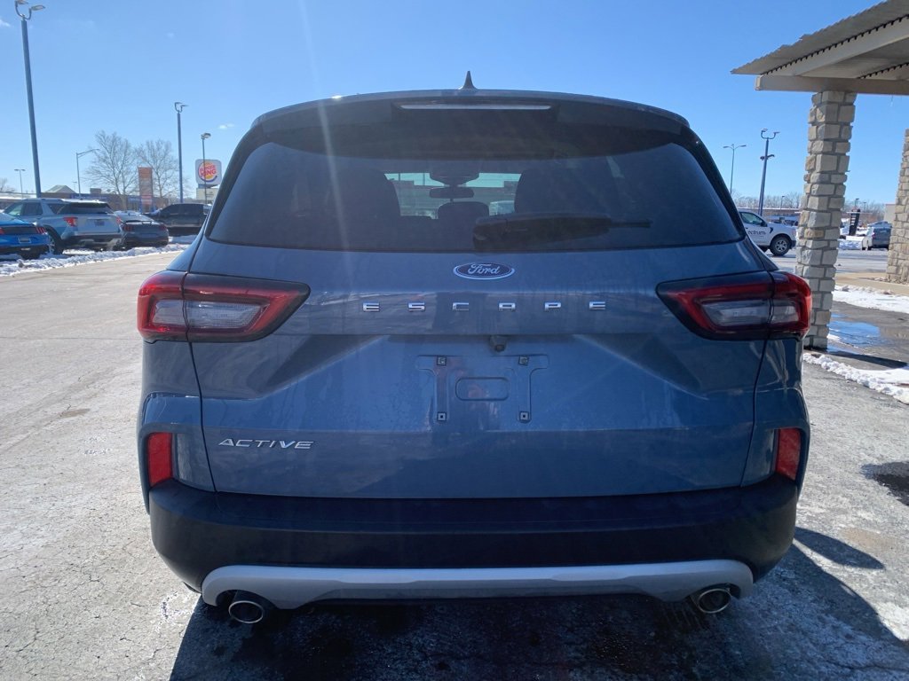 Used 2024 Ford Escape Active w/ Cold Weather Package image 4