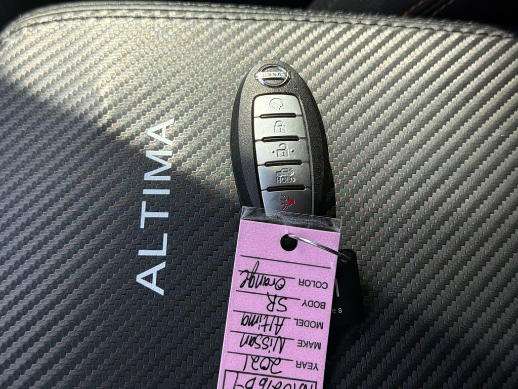Used 2021 Nissan Altima 2.5 SR w/ SR Premium Package FWD image 28