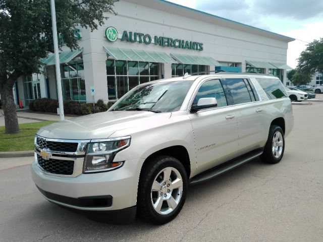 Used 2016 Chevrolet Suburban LT RWD image 1