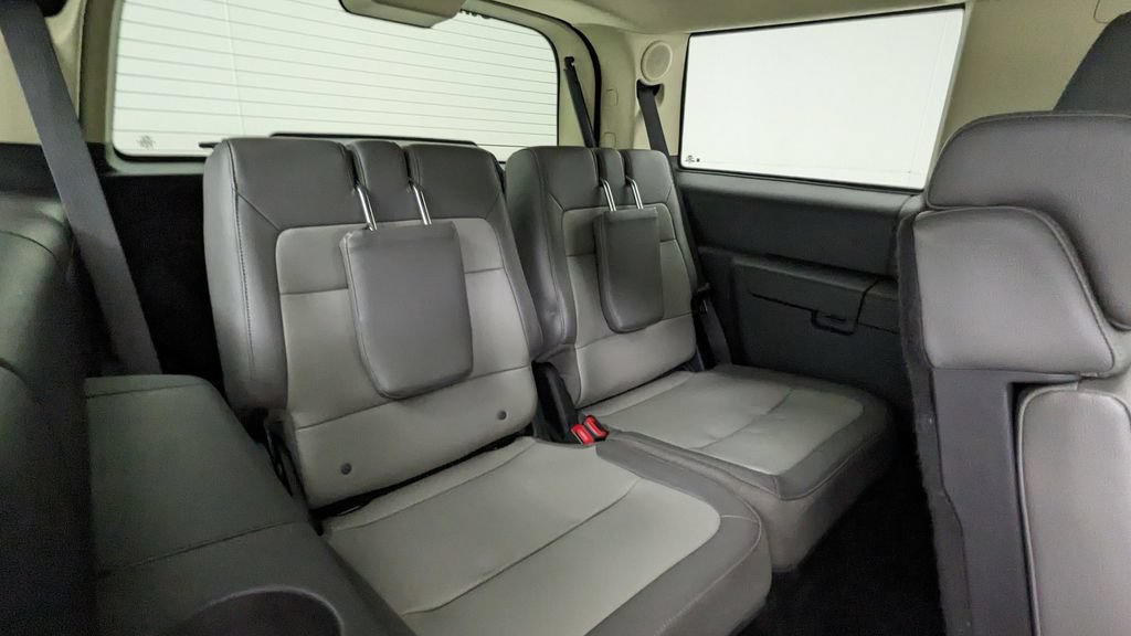 Used 2019 Ford Flex Limited w/ Limited Appearance Package AWD/4WD image 39