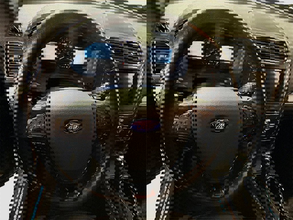 Used 2017 Ford Explorer Sport w/ Equipment Group 401A image 5