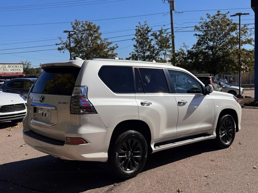 Used 2023 Lexus GX 460 Premium w/ Premium Package AWD/4WD image 6