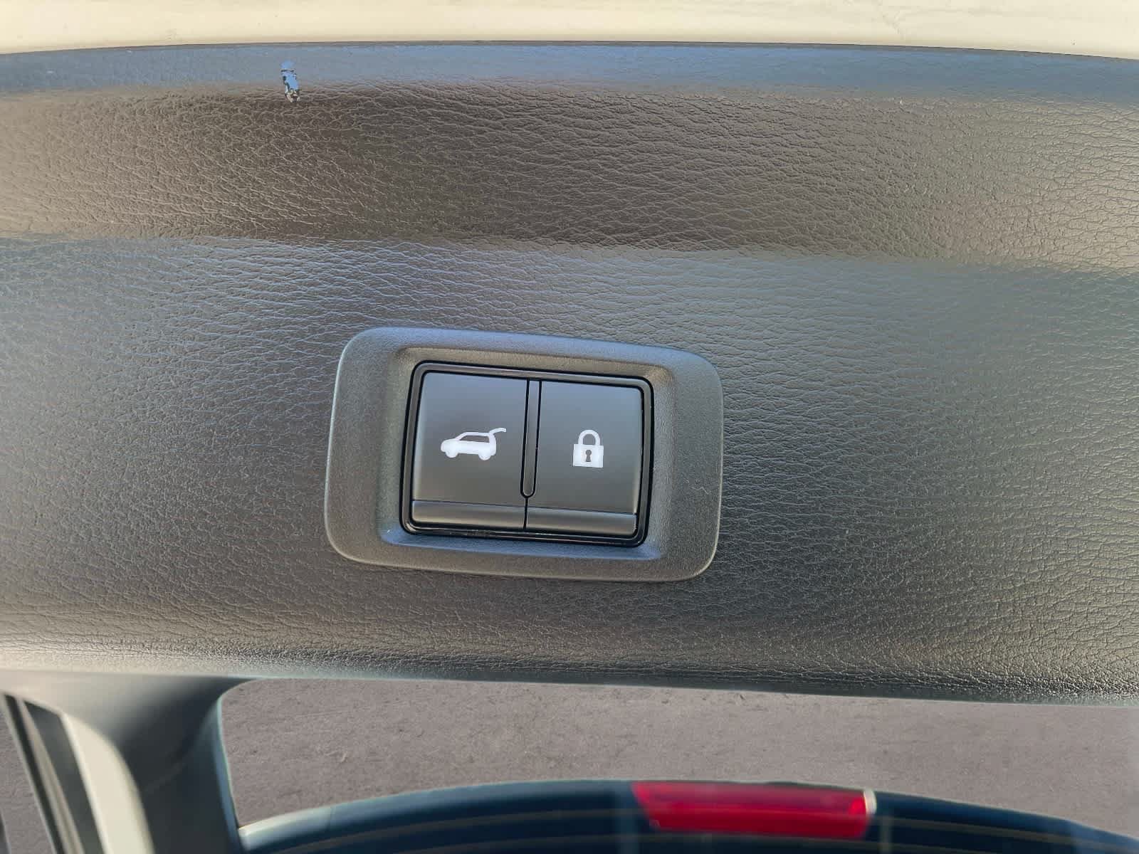 Used 2024 Mitsubishi Outlander SE AWD/4WD image 8