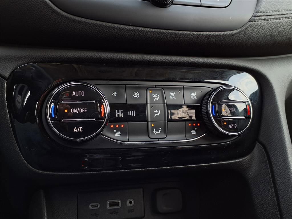 Certified 2023 Buick Encore GX Select image 8