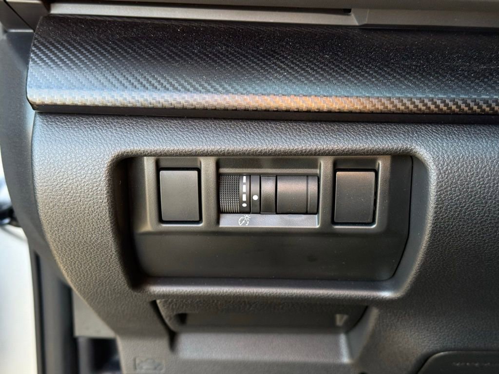 Certified 2025 Subaru Crosstrek 2.0i Premium image 10