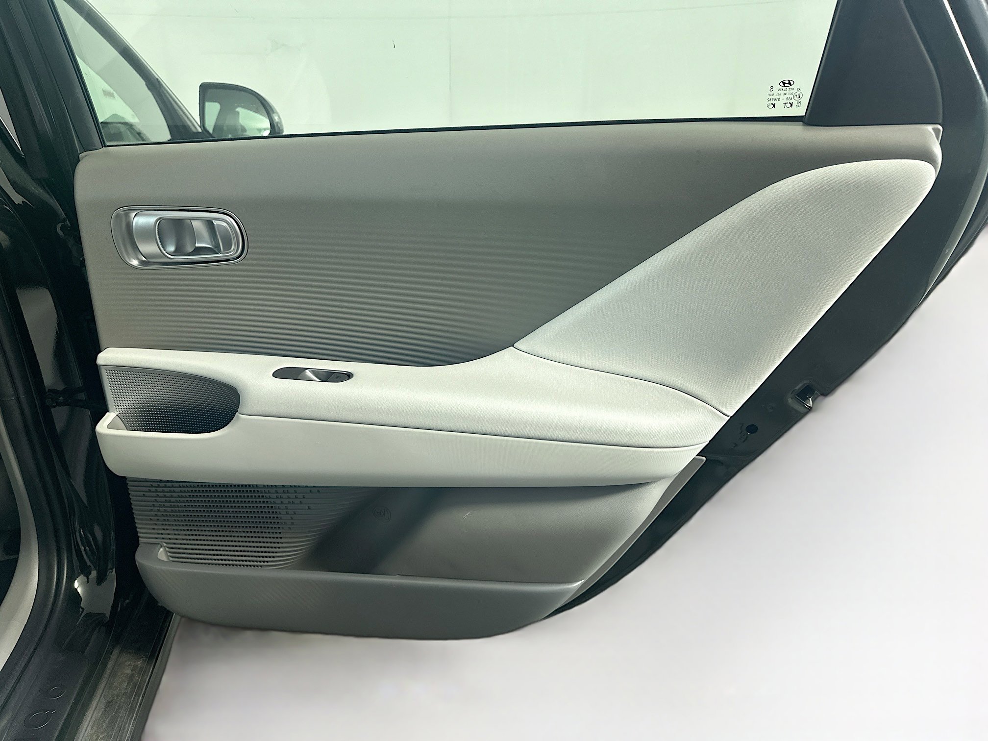 Used 2024 Hyundai Ioniq 6 SEL image 32