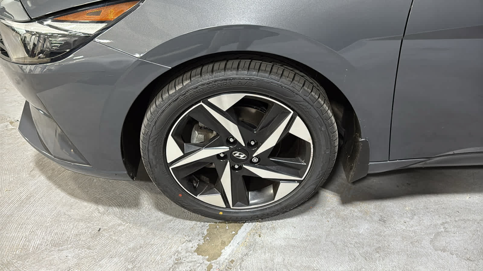 Used 2023 Hyundai Elantra SEL w/ Convenience Package FWD image 6