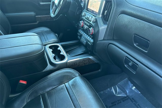 Used 2023 GMC Sierra 3500 Denali w/ Denali Black Diamond Edition image 19