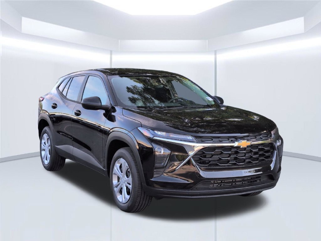 New 2026 Chevrolet Trax LS FWD image 8