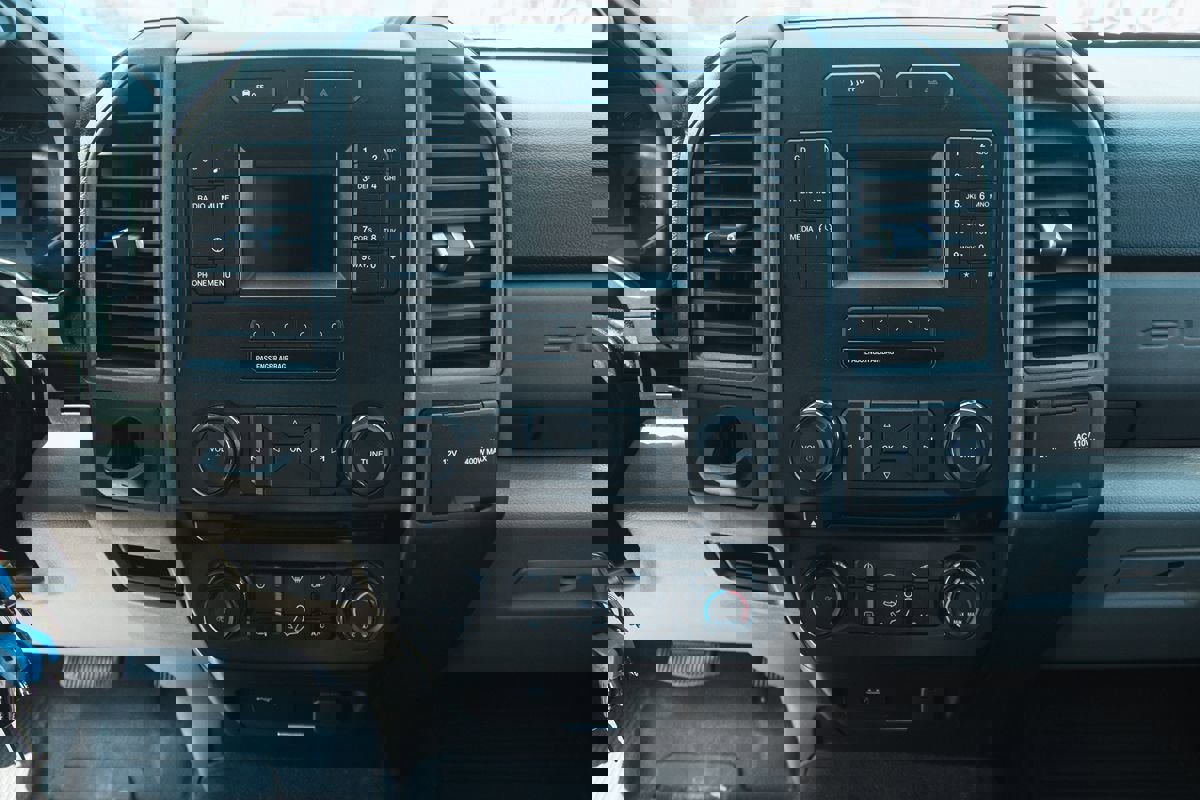 Used 2017 Ford F350 XL w/ Power Equipment Group image 17