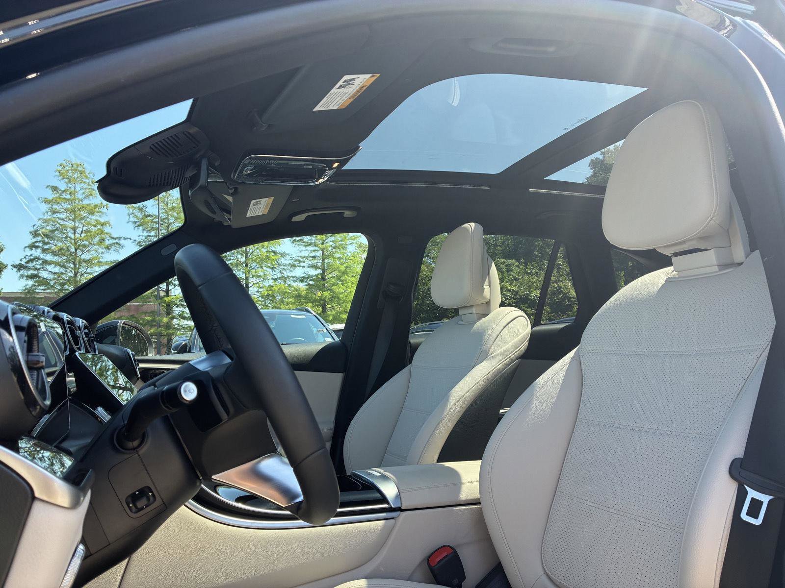 Certified 2026 Mercedes-Benz GLC 300 image 10