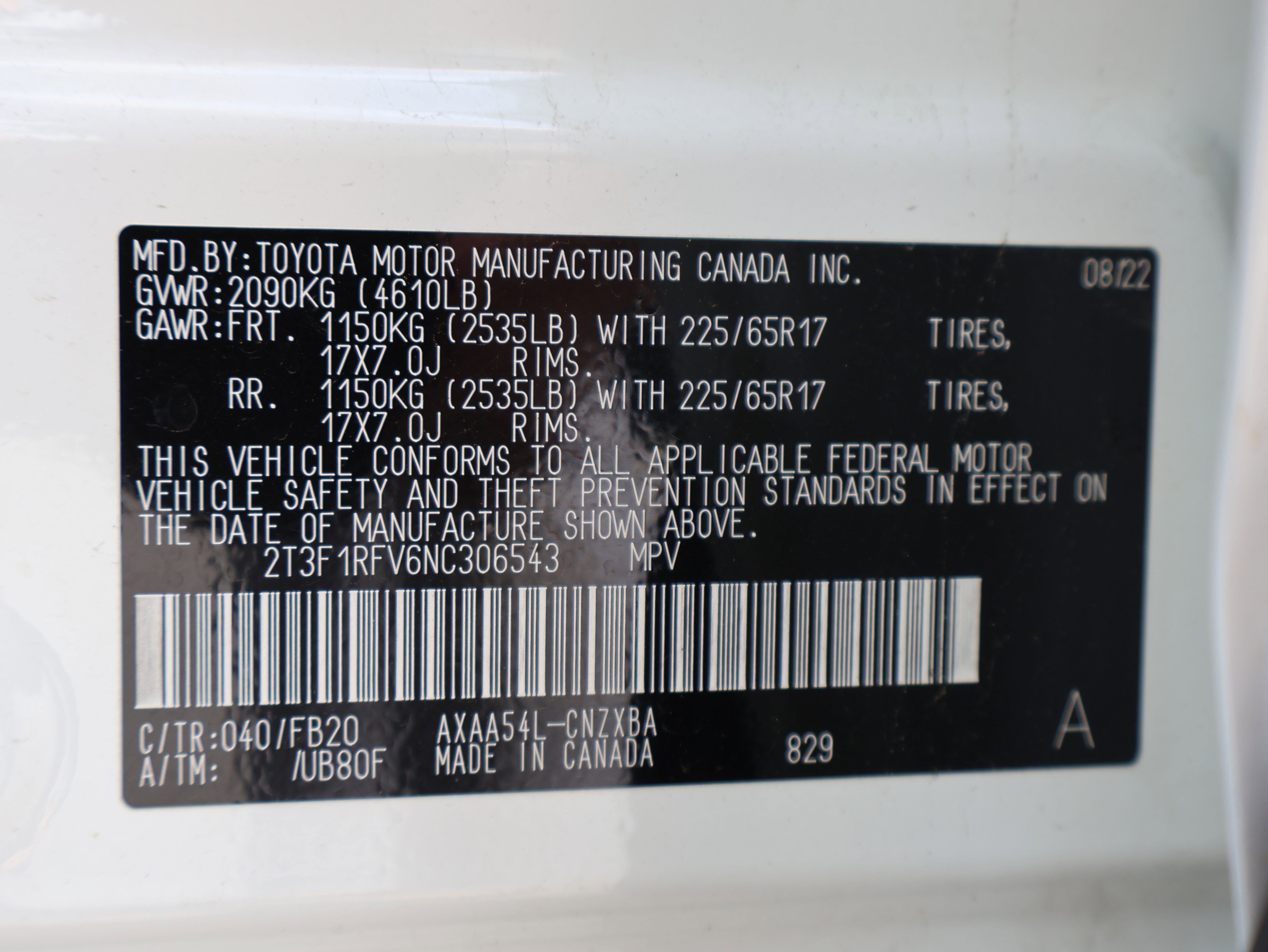 Used 2022 Toyota RAV4 LE w/ Carpet Mat Package (TMS) AWD/4WD image 40