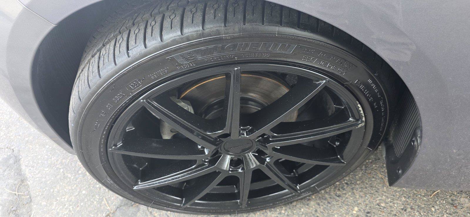Used 2017 Hyundai Veloster Value Edition FWD image 9