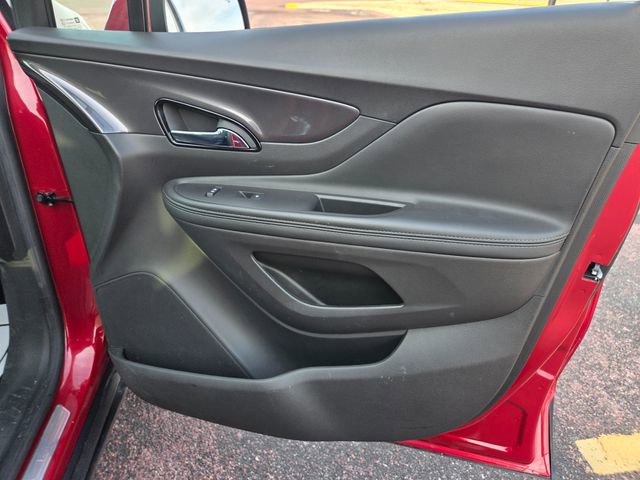 Used 2019 Buick Encore Essence image 37