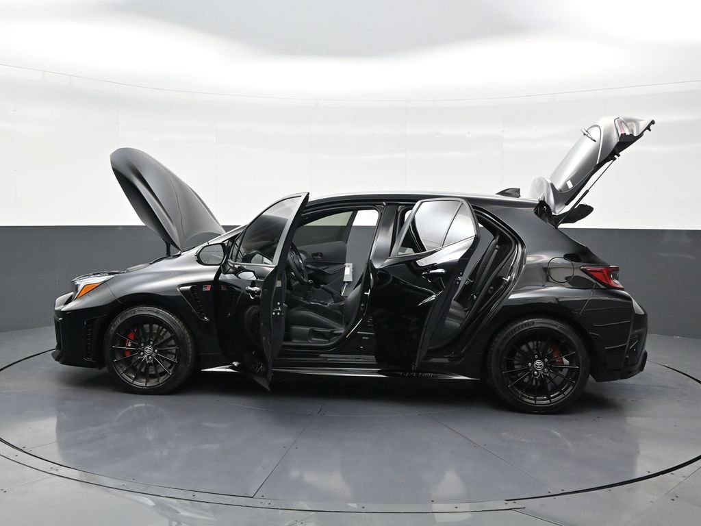 Used 2025 Toyota Corolla Premium image 31