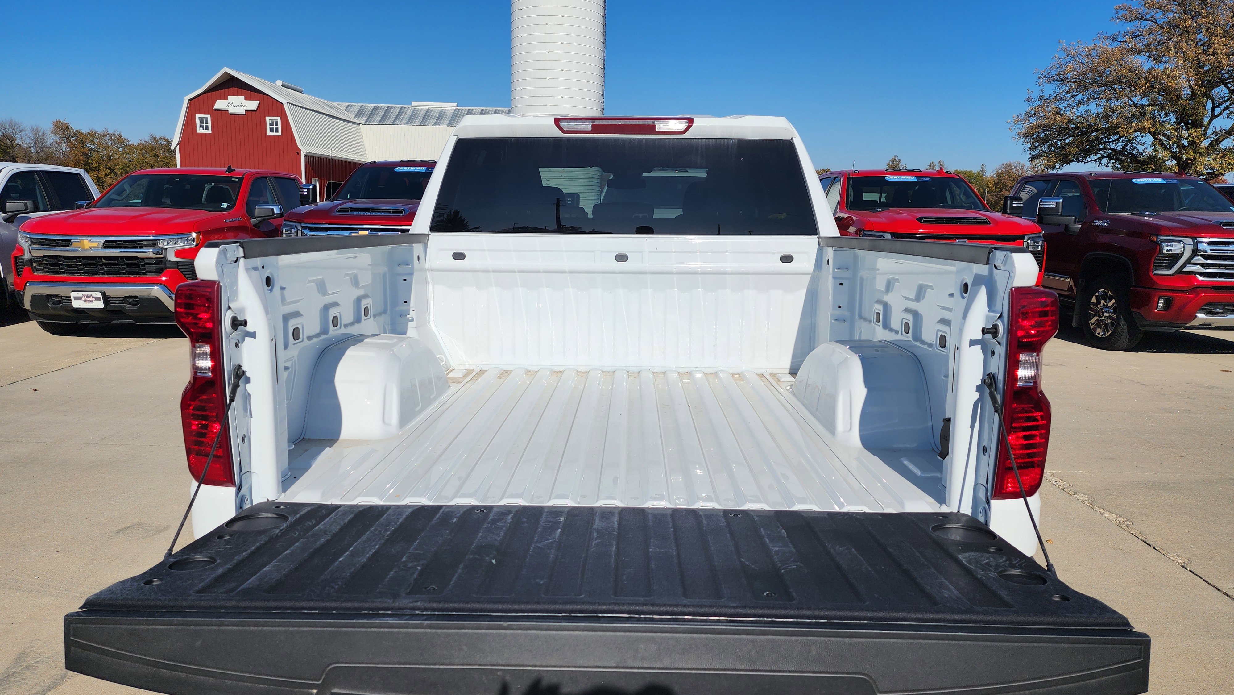 New 2026 Chevrolet Silverado 1500 LT image 6